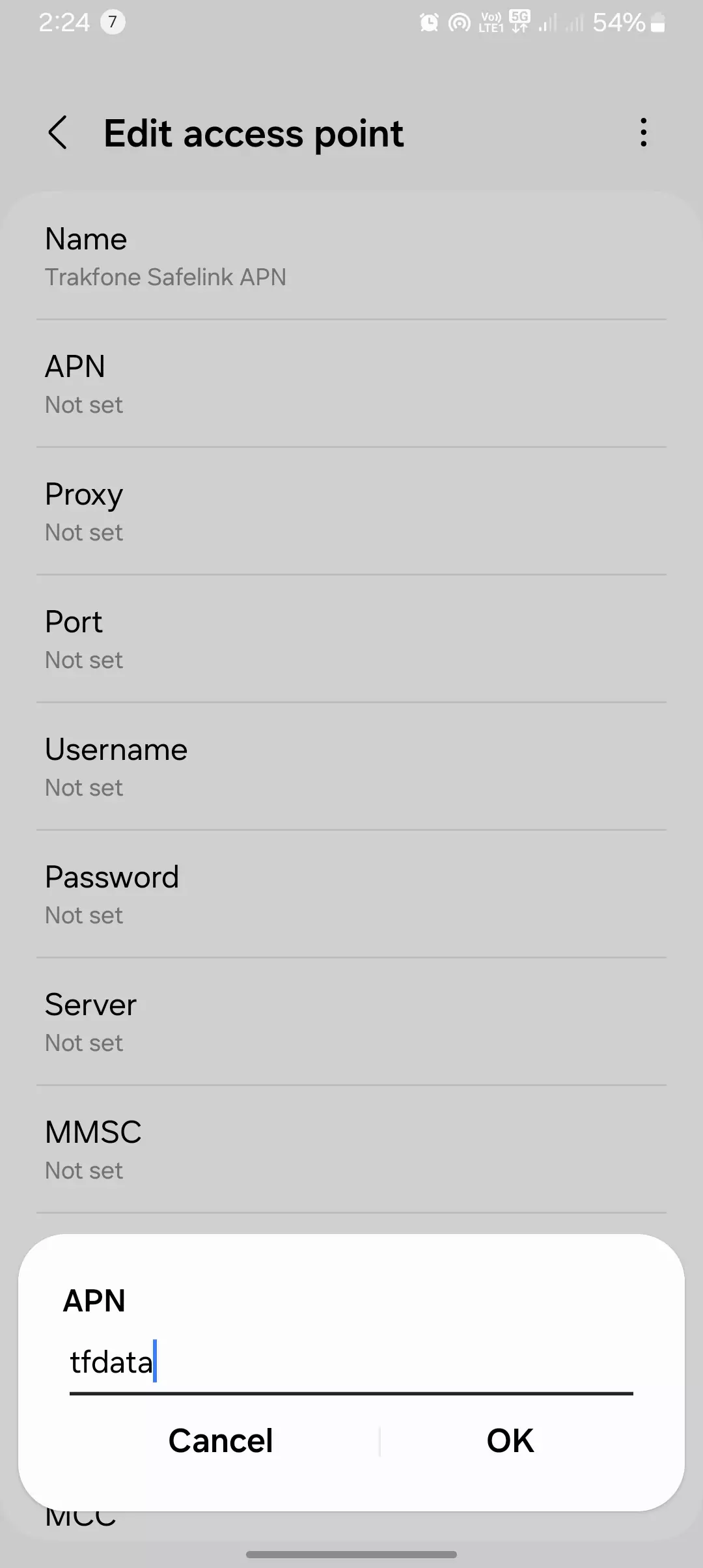 screenshot of adding the apn value TFDATA for the safelink tracfone
